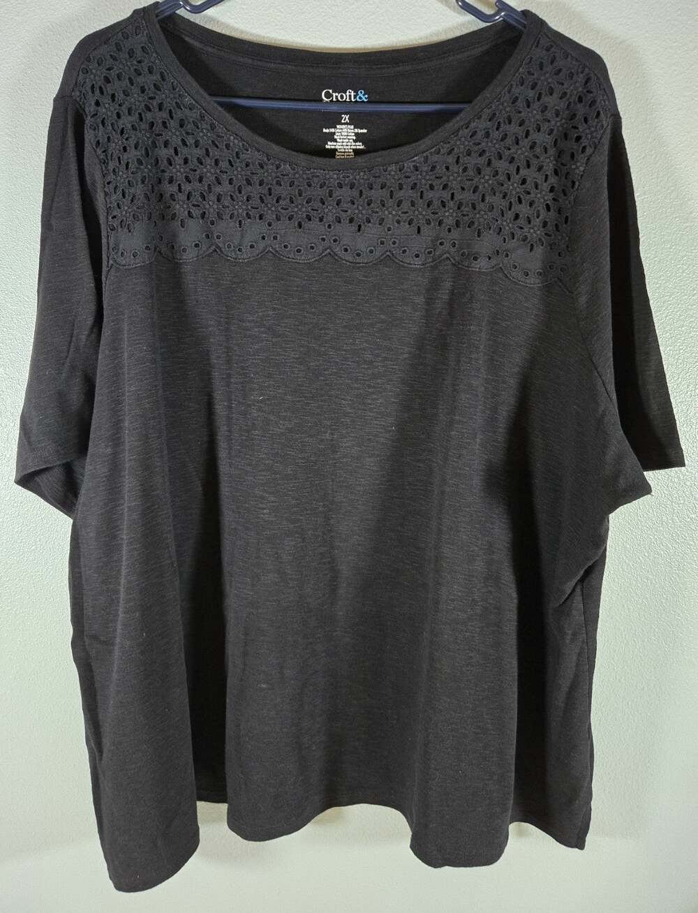 Croft & Barrow Women's PLus Black Top Size 2X